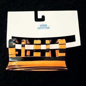NWT Urban Outfitters Orange/Black Hair Clip 🍊